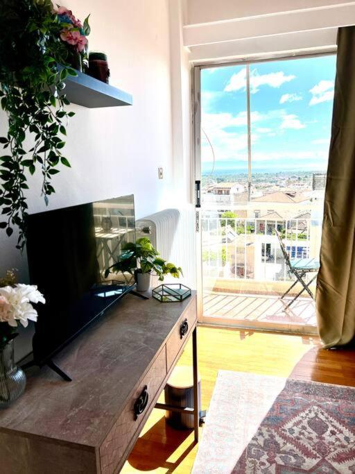 Seaview Penthouse On The Square Διαμέρισμα Αίγιο Εξωτερικό φωτογραφία